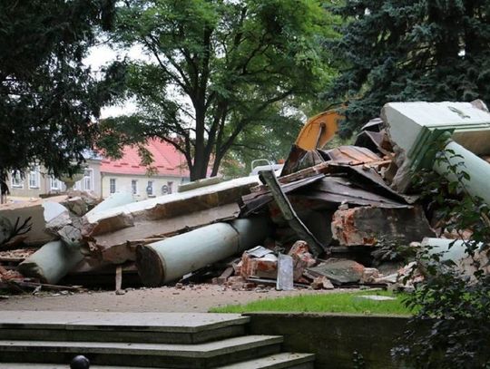 Ambasada Rosji oburzona likwidacją trzcianeckiego mauzoleum