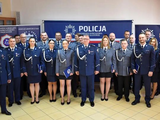 Awanse i wyróżnienia w złotowskiej policji