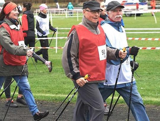 Dzisiaj ruszają bezpłatne treningi Nordic Walking! W Pile, Okonku, Lubaszu, Wieleniu...  