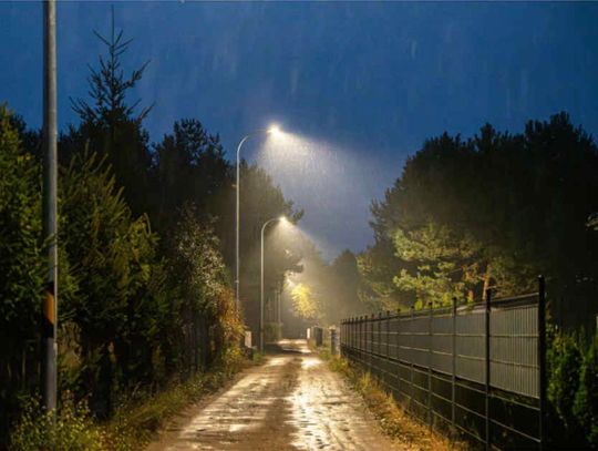 Krępsko rozświetlone nocą