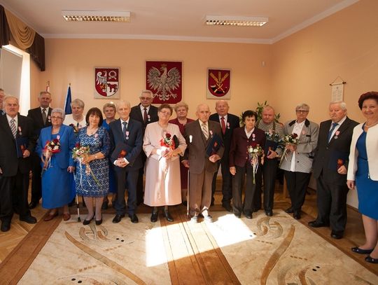 Medale dla Złotych Par w Połajewie