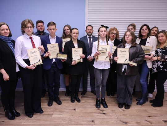 Mistrzowie ortografii nagrodzeni