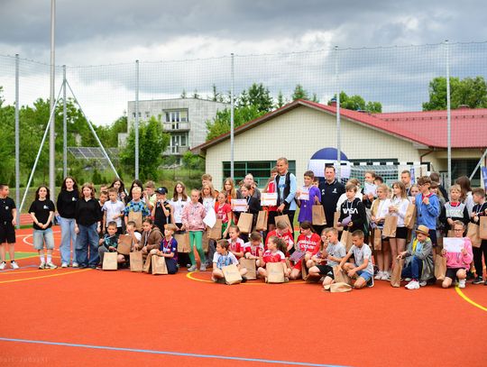 Nowe boisko już otwarte Nowe boisko już otwarte
