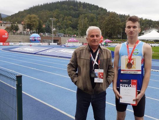 Oliwier na stadionie Szewińskiej