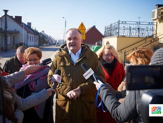 Otwarcie drogi w Bąkowie