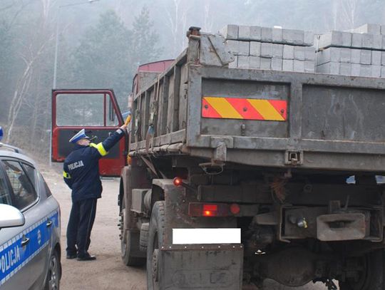 Twój samochód dymi? Usuną go z drogi!