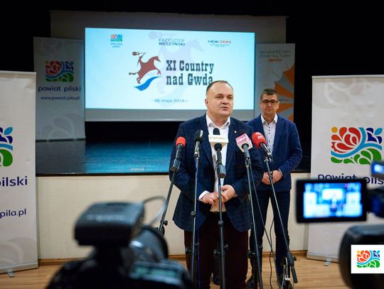 XI COUNTRY NAD GWDĄ NA STADIONIE PRZY OKRZEI