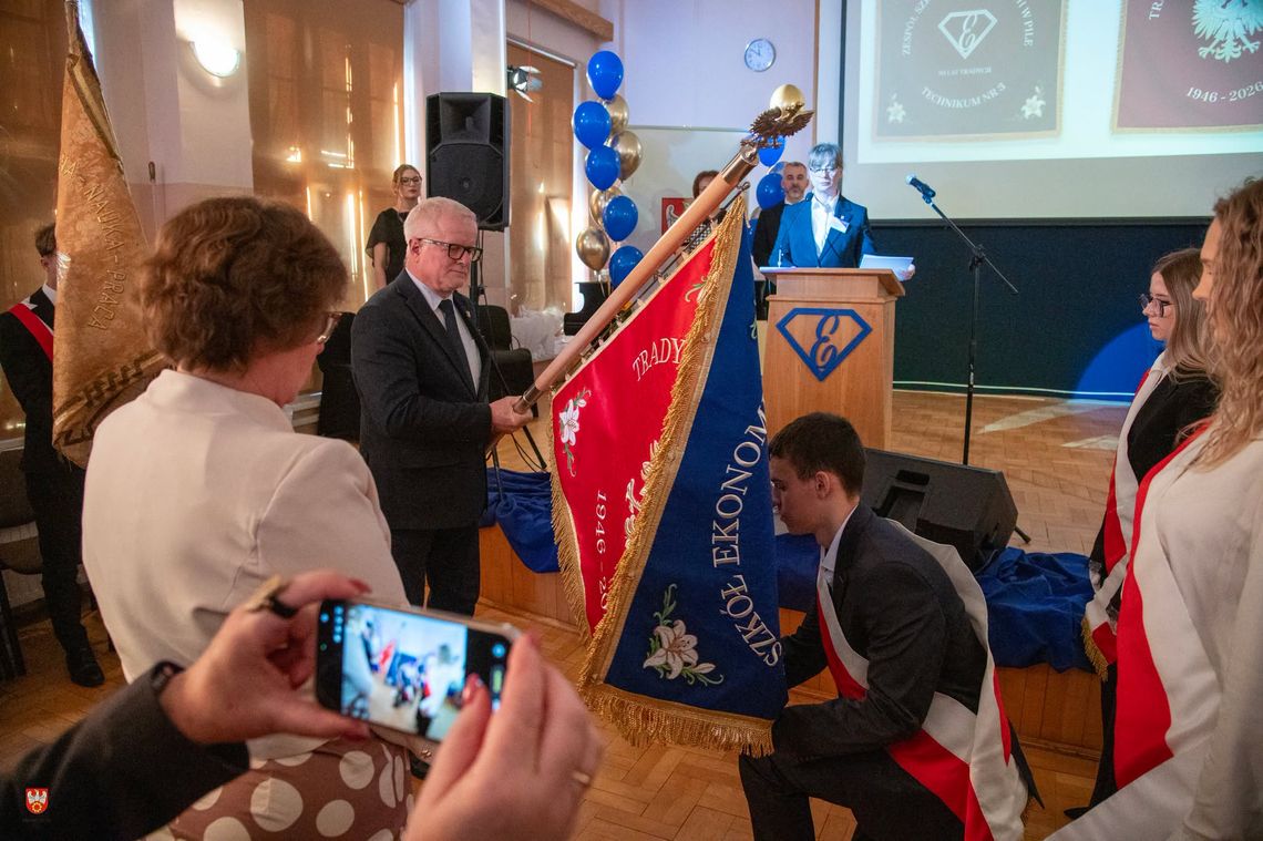 80 lat pilskiego Ekonomika! 80 lat pilskiego Ekonomika!