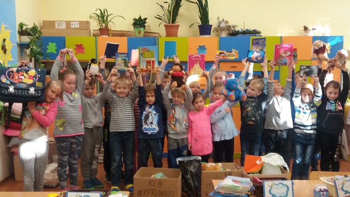 Akcja „Wyprawka – piórnik i zabawka” w Szkole Podstawowej w Śmiłowie