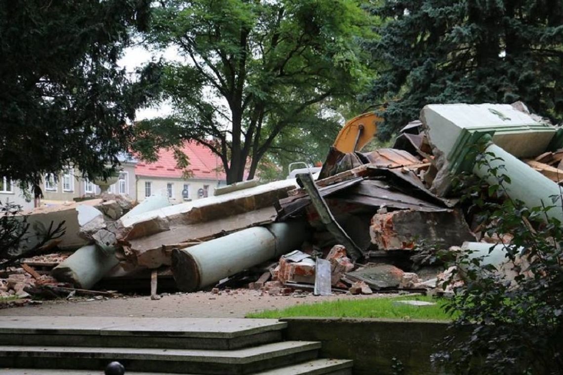 Ambasada Rosji oburzona likwidacją trzcianeckiego mauzoleum