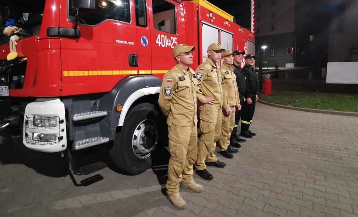 Chodziescy strażacy gaszą pożary w Grecji