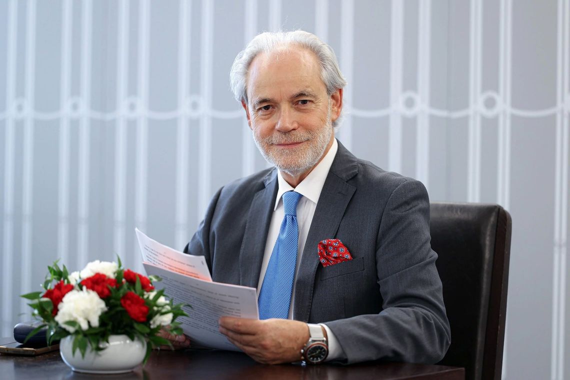 Czy wolno podsłuchiwać obywateli? Nie! A czy wolno ich nagrywać?