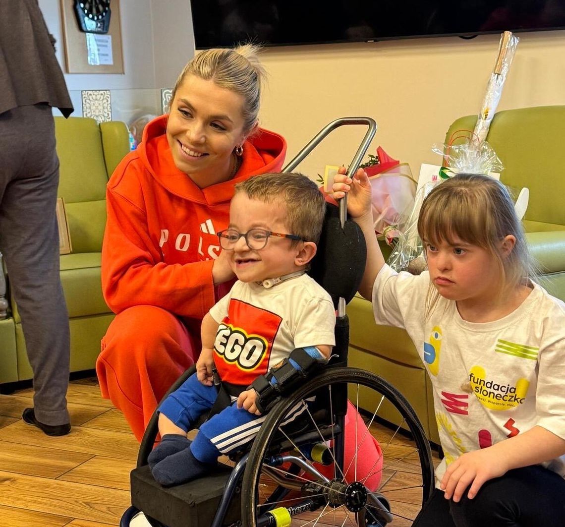 Od bieżni po lodowy tor – Klaudia Adamek inspiruje osoby z niepełnosprawnościami!
