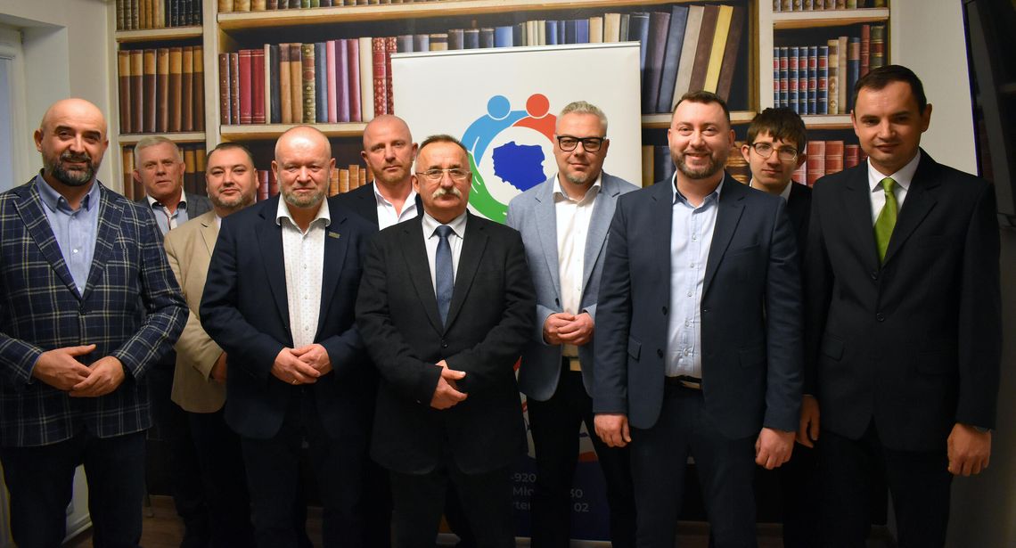 Pilskie Przymierze Samorządowe: od lewa do prawa