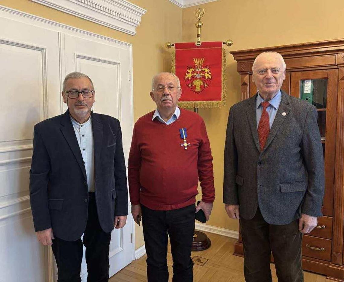 Rocznicowe odznaczenie dla Henryka Stokłosy
