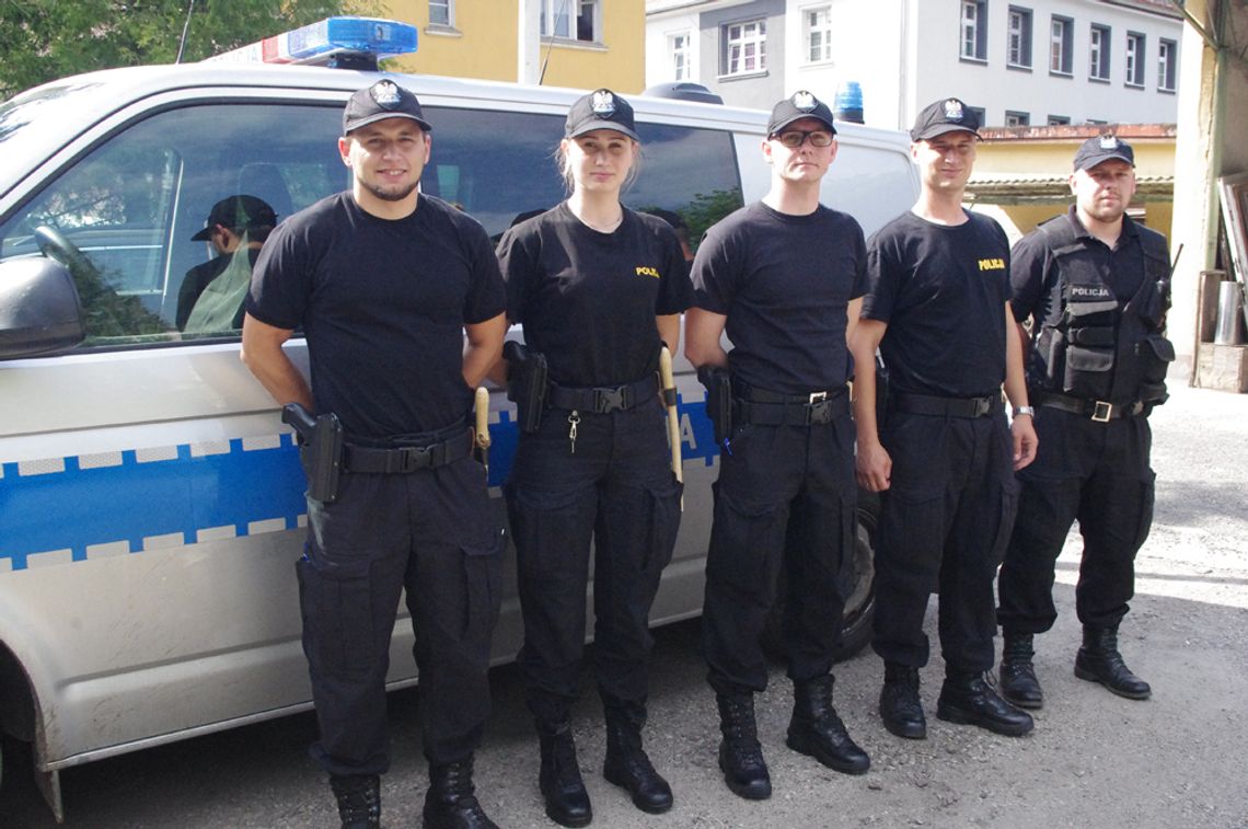 Słuchacze Szkoły Policji w Pile na praktykach w KPP Wałcz