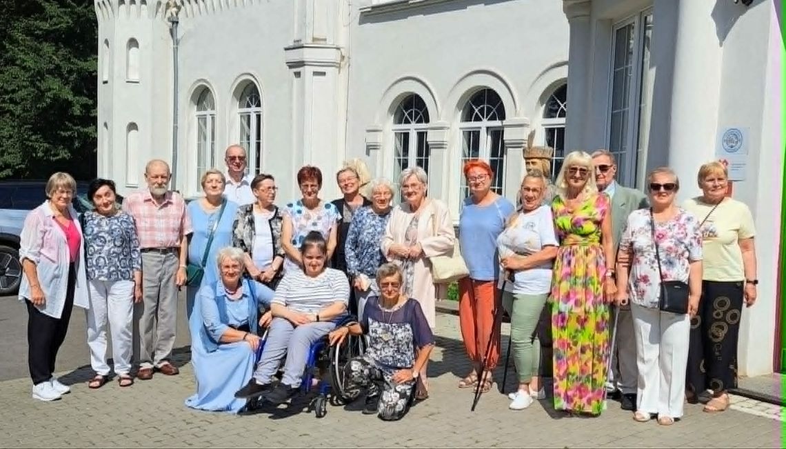 Tam, gdzie sztuka spotyka serce… Tam, gdzie sztuka spotyka serce…