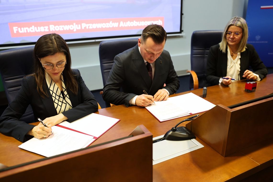 Umowa podpisana, autobusy pojadą