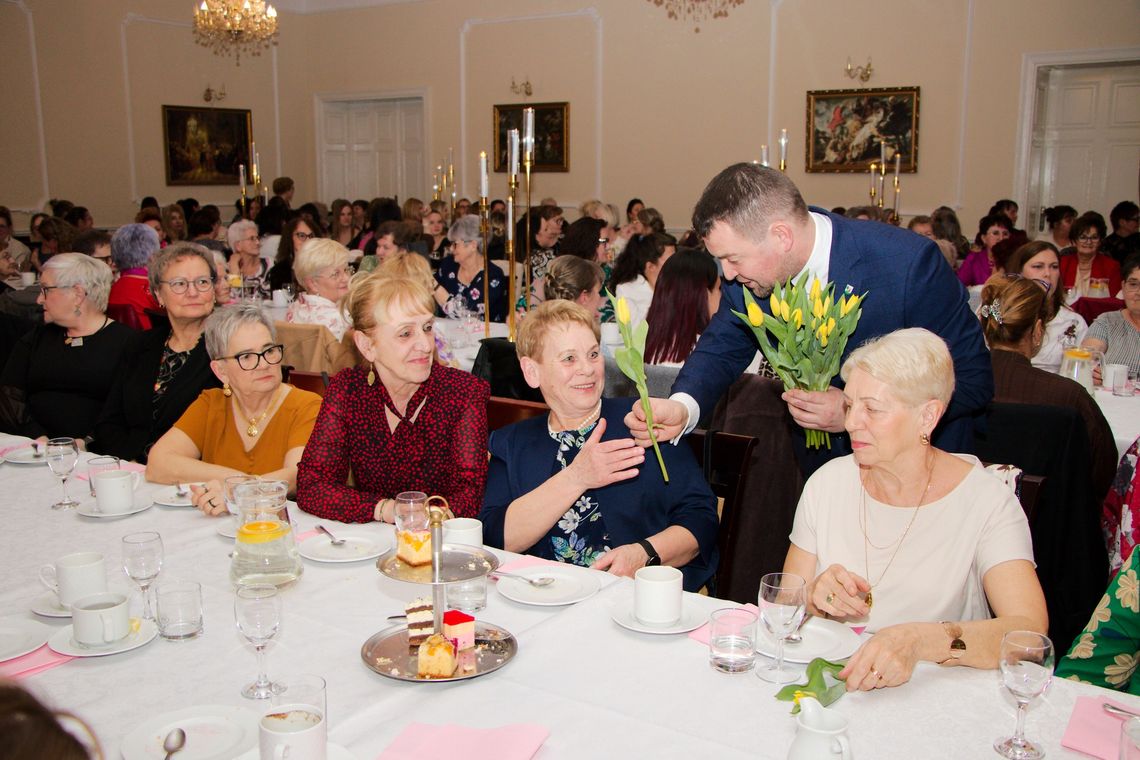 Wyjątkowy wieczór dla mieszkanek gminy Wyjątkowy wieczór dla mieszkanek gminy