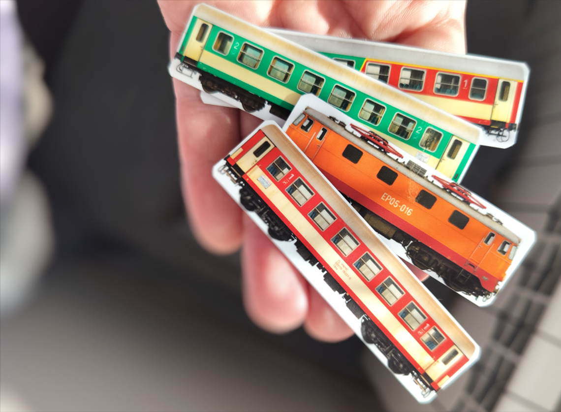 Magnesy pociągów na lodówkę - Magnesiki-Kolejowe.pl Magnesy pociągów na lodówkę - Magnesiki-Kolejowe.pl